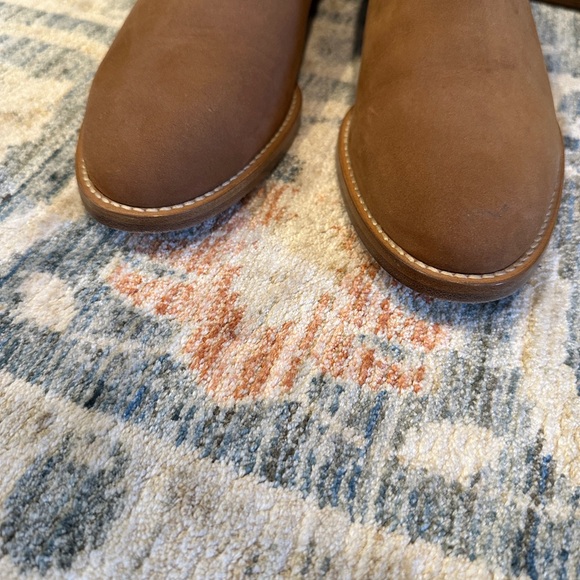 Jenni Kayne Suede Chelsea Boot Tan - Picture 2 of 8